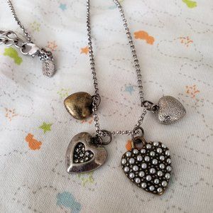 Alluring shimmering sweet heart necklace